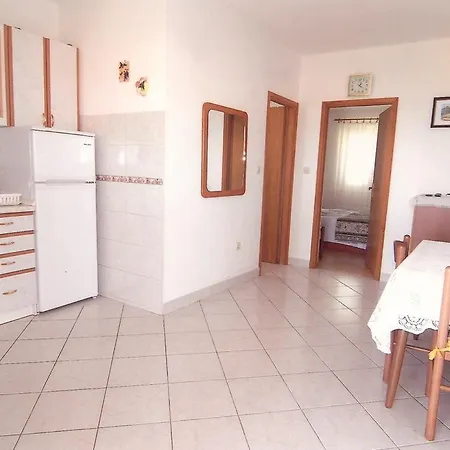 Apartment Kukljica 1 Apartament